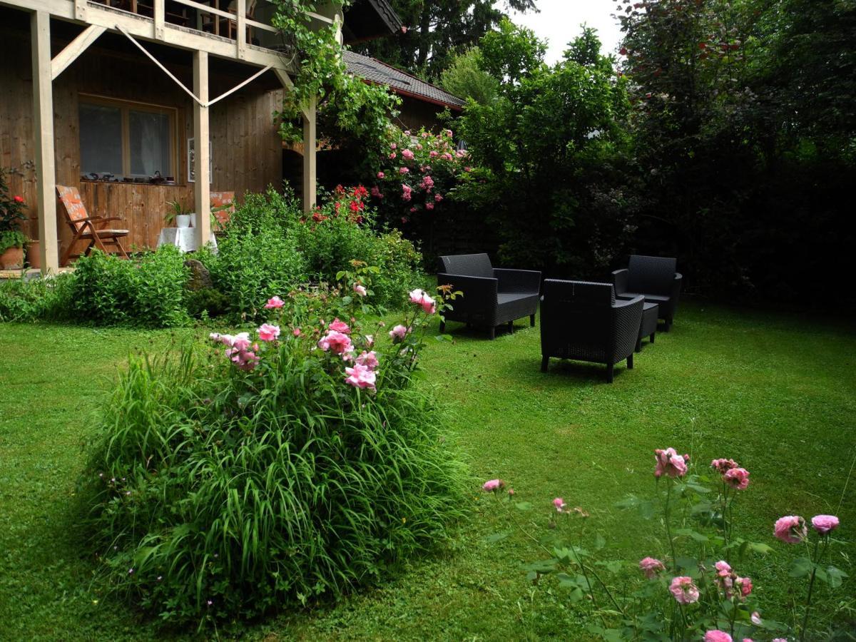 Valerie'S Guesthouse Feldolling Exterior photo